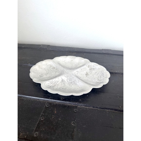 Vintage Wrought Forman Family Divided Dish, Silver Art Nouveau Floral Tray - Picture 6 of 9